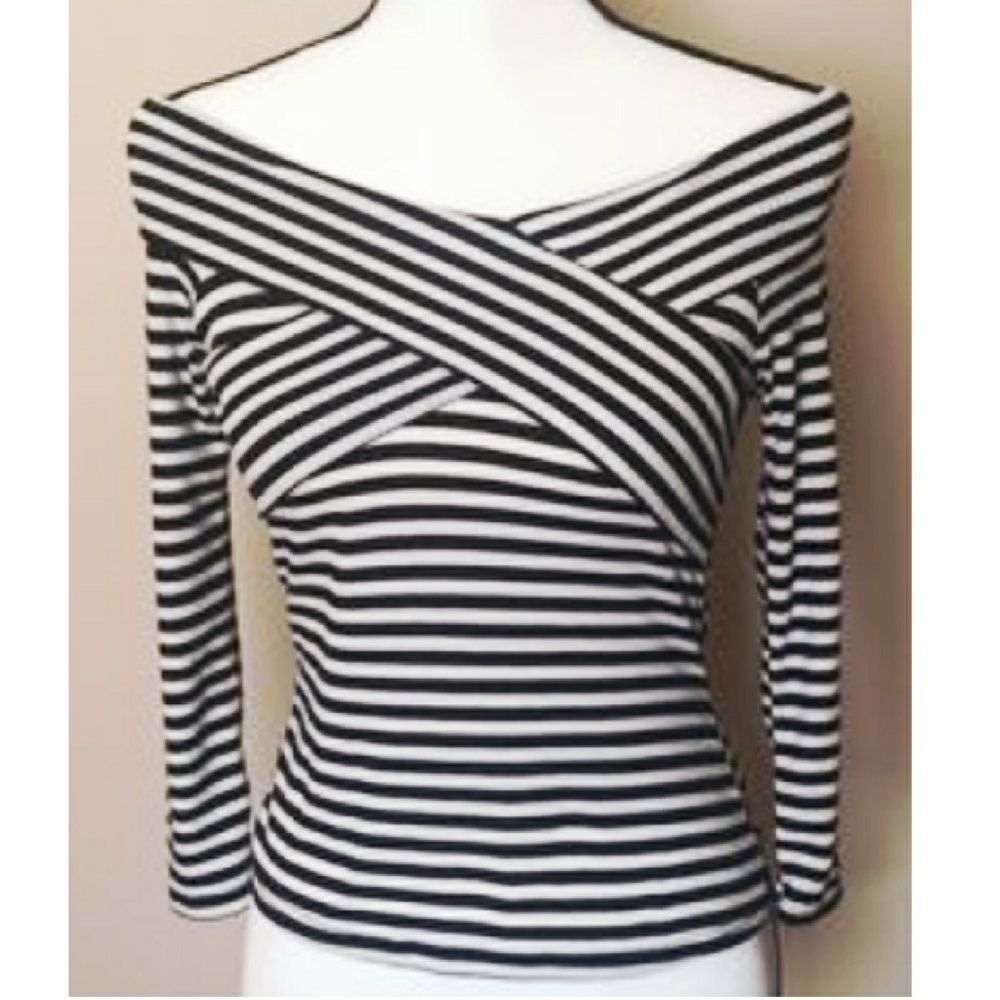 Nordstrom- Dee Elly Cris Cross Stripe‎ Top-NWT